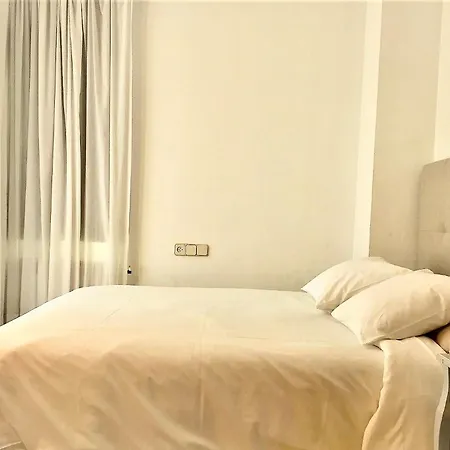 Gran Casa Económica Con Piscina Privada En Ideal Familias *